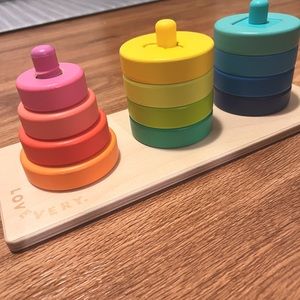 Lovevery Twist and Pivot Pattern Puzzle